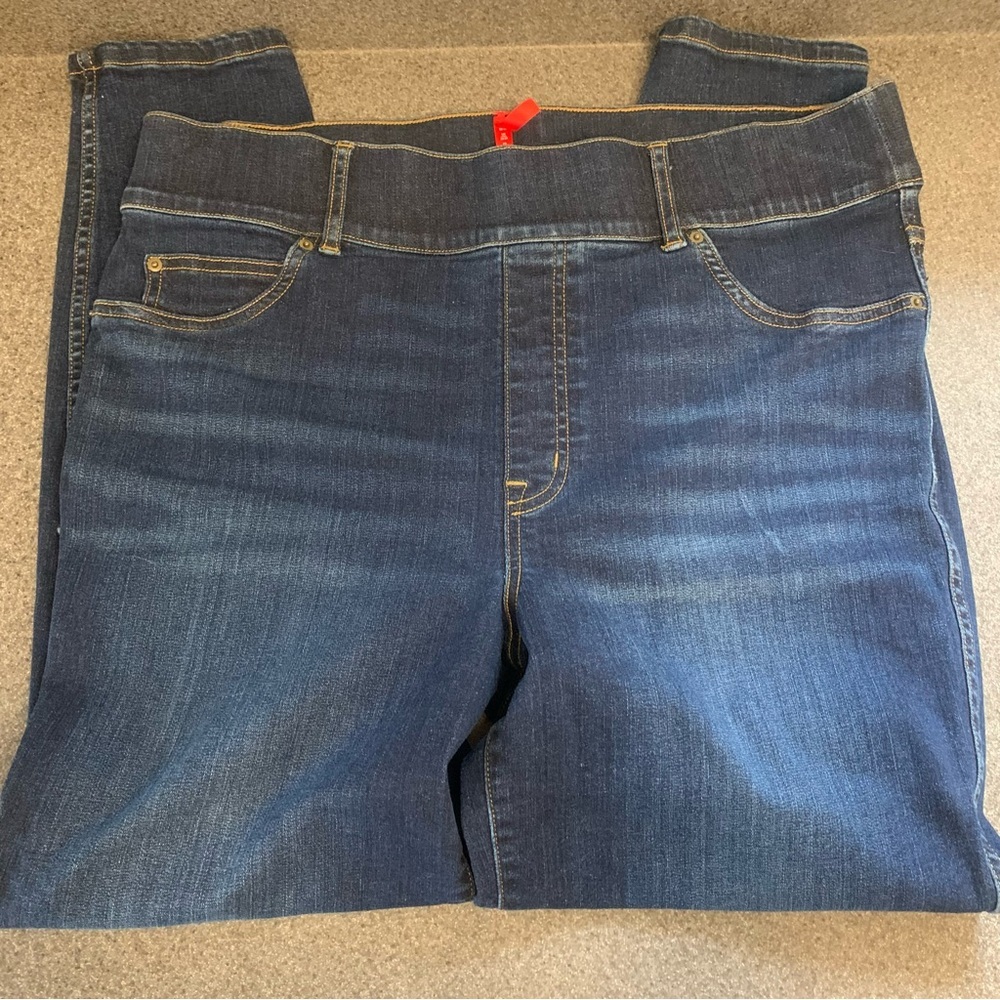 SPANX Pull On Blue Jeans Size 1X Minimalist Casual Denim Closet Staple Basic